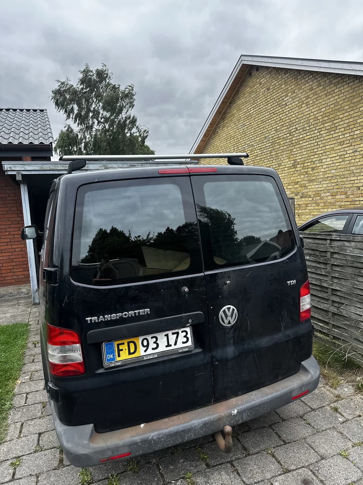 VW Transporter med hel bagrude efter udskiftning